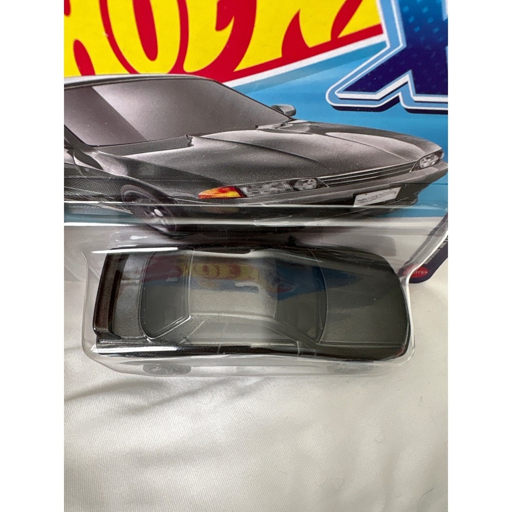 Hot Wheels XL Nissan Skyline GT-R BNR32 Dark Gray Metallic 1:24 Scale JKL02 4/24 - Picture 6 of 6